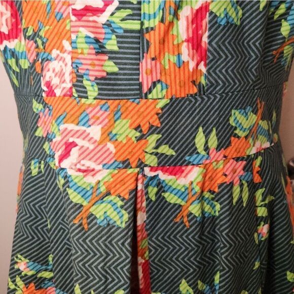 Cherry Velvet pinup dress - Picture 8 of 15